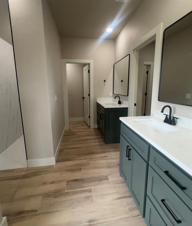 2443 Wolf Creek Bend Property Photo 14