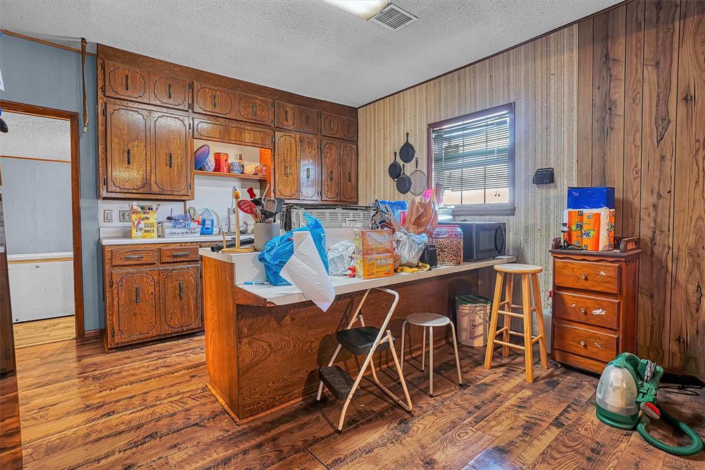 401 Means Street Property Photo 6