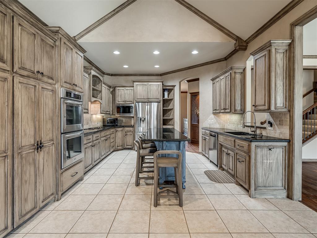 7400 Tangle Vine Drive Property Photo 11