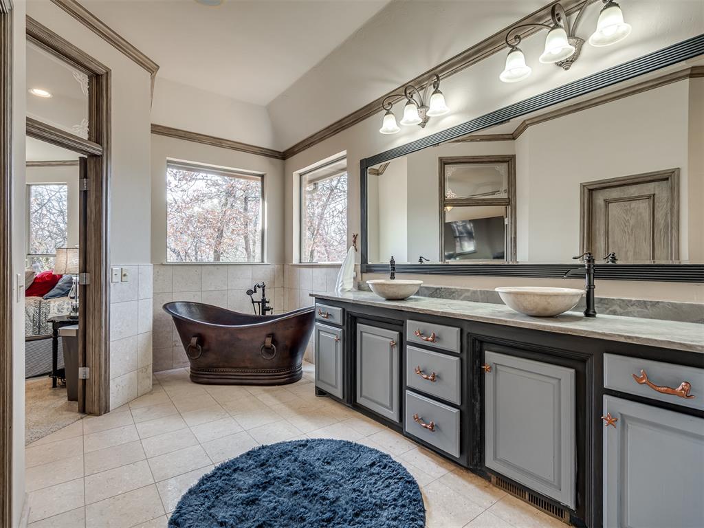 7400 Tangle Vine Drive Property Photo 17