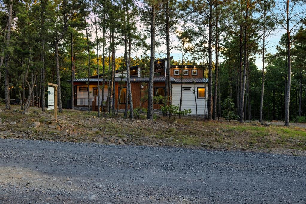 360 Timberline Trail Property Photo 45