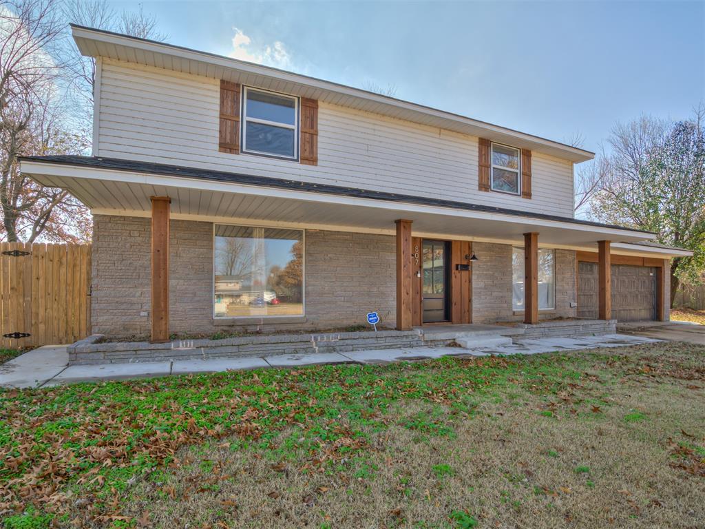 807 Amity Lane Property Photo 3