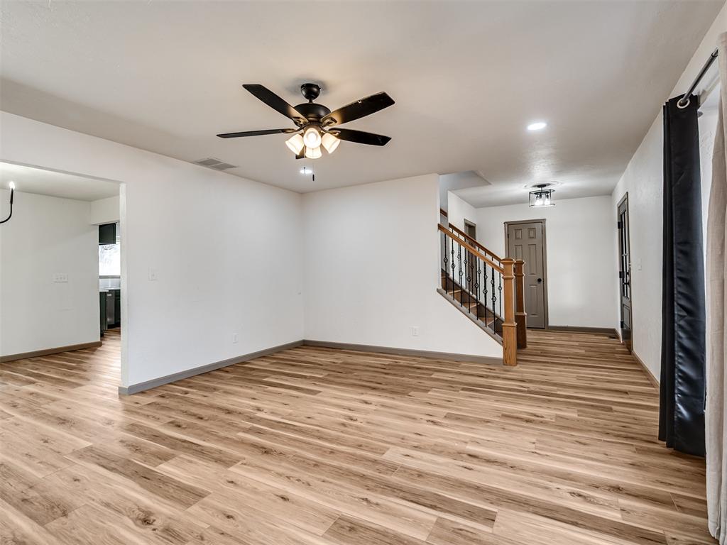 807 Amity Lane Property Photo 8