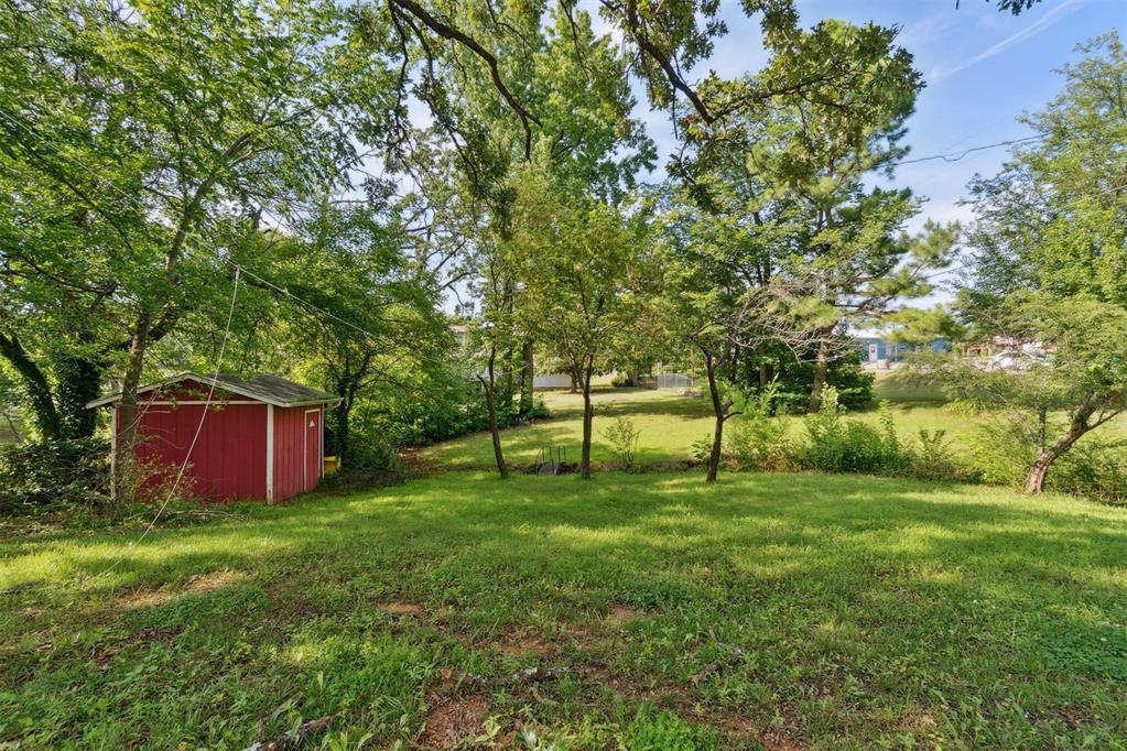 722 E 2nd Street Property Photo 50