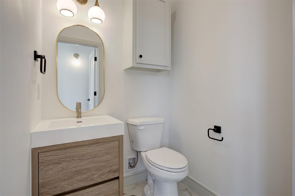 39 Lower Greenway Property Photo 25