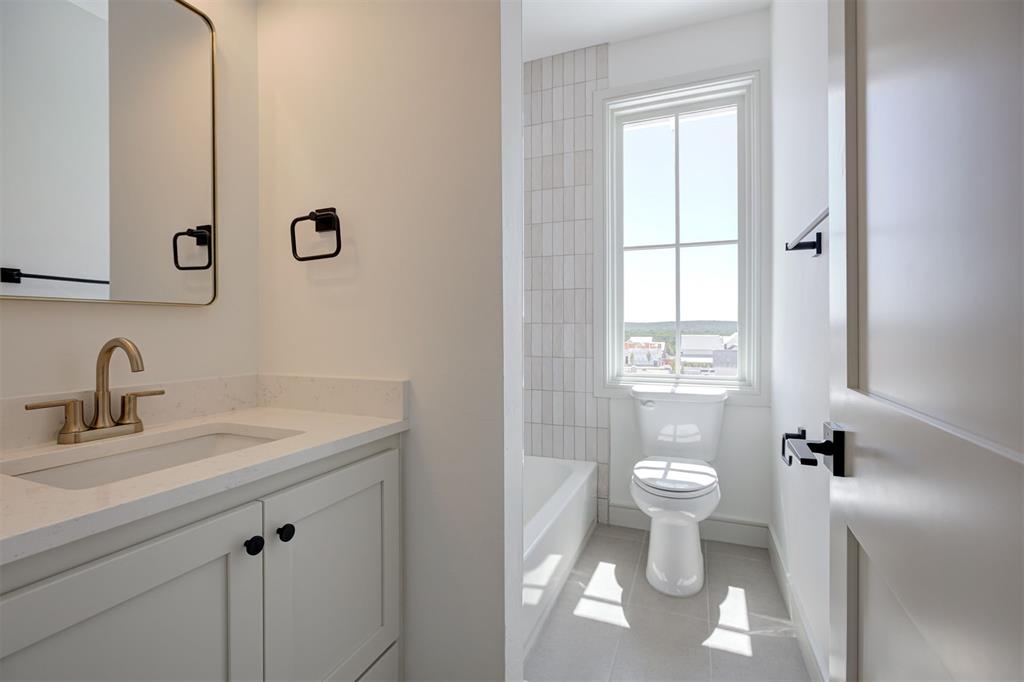 39 Lower Greenway Property Photo 37