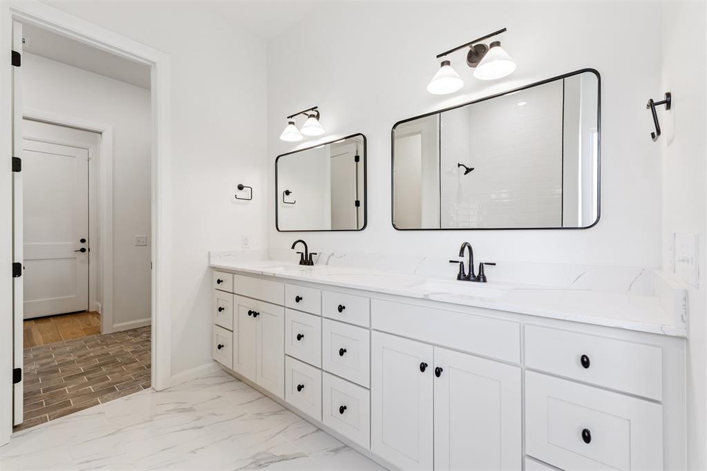 6001 Frankie Lynn Lane Property Photo 33