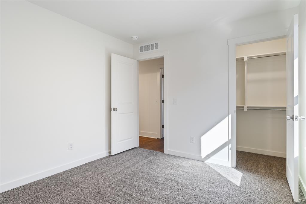 704 Prairie Drive Property Photo 35