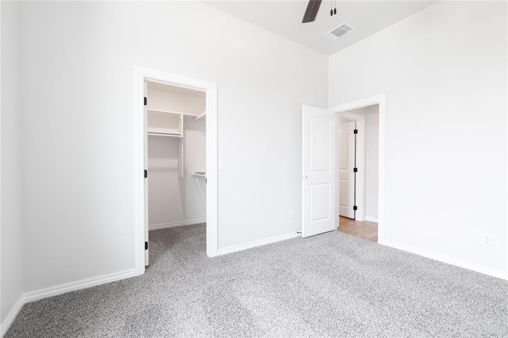 8233 Hazelwood Way Property Photo 17