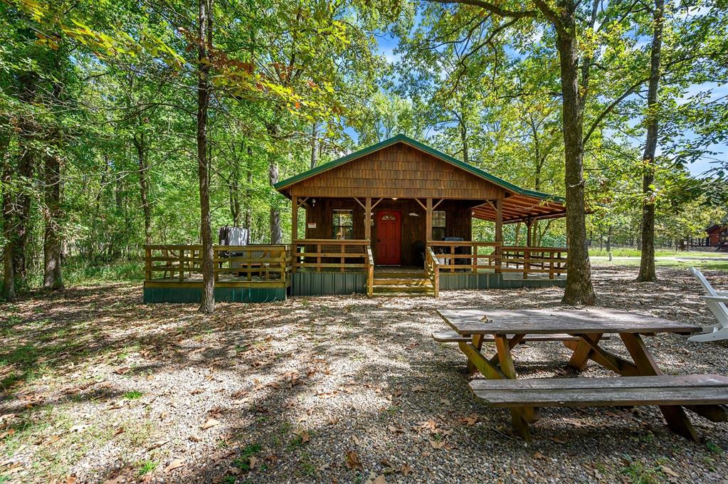 183 Pine Meadow Lane Property Photo 1