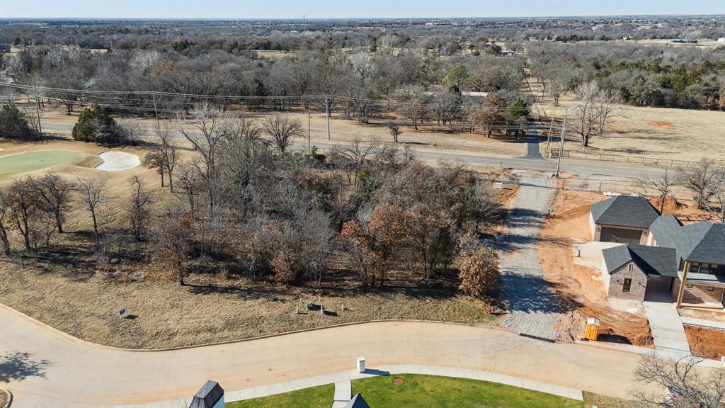 6101 Canopy Lane Property Photo 3