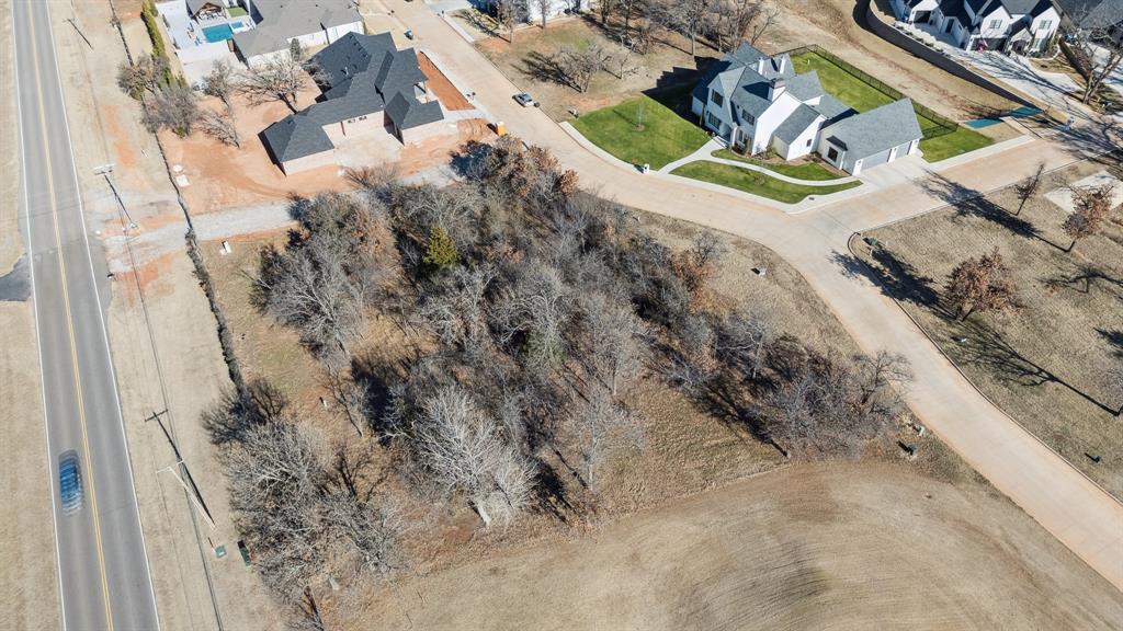 6101 Canopy Lane Property Photo 20