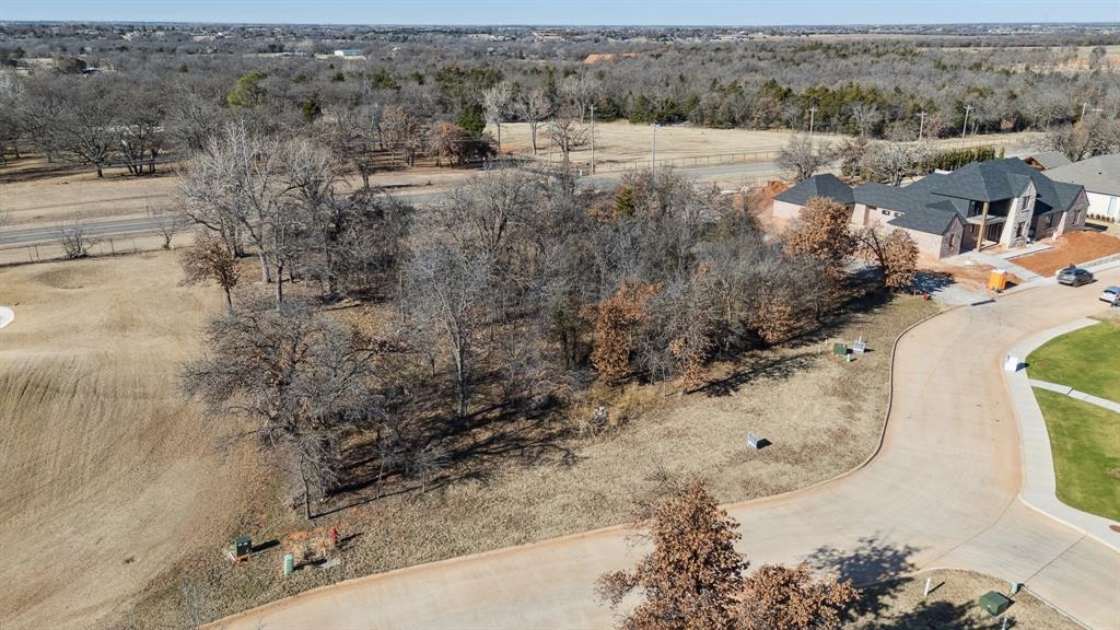 6101 Canopy Lane Property Photo 33