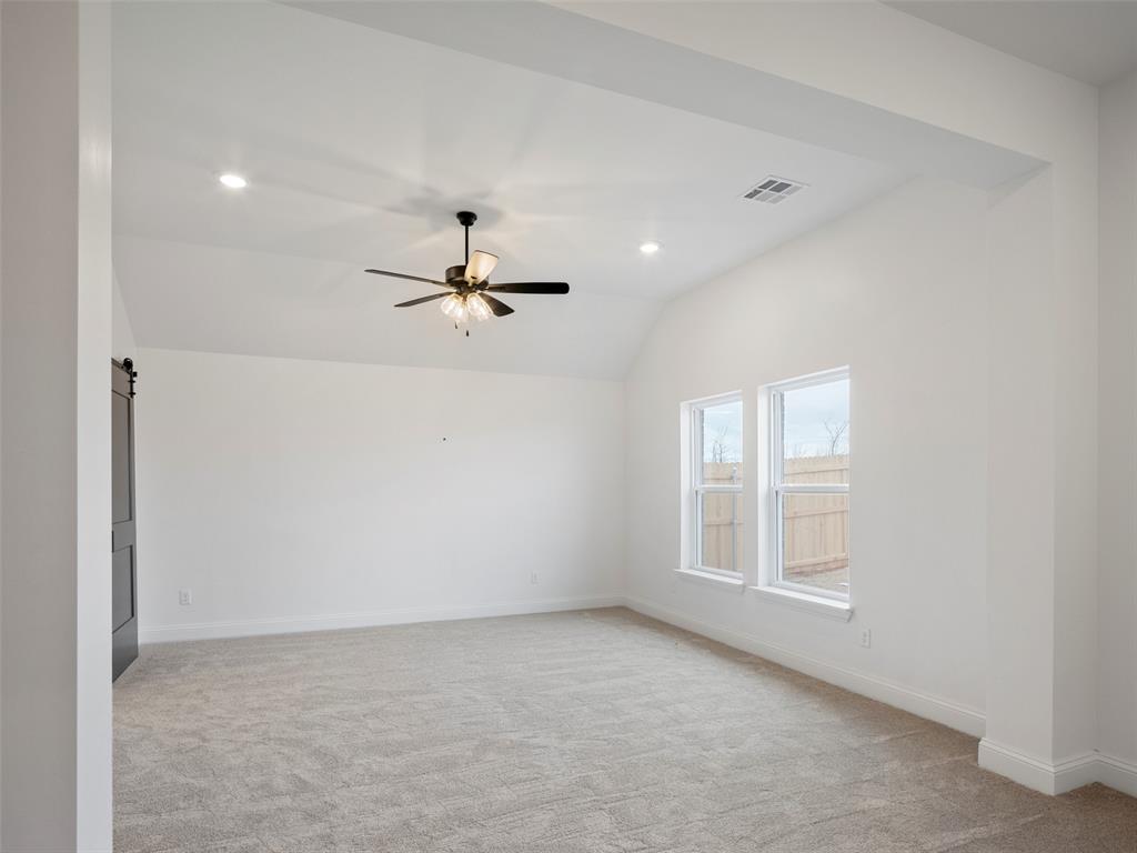 16313 Blackberry Farm Road Property Photo 16