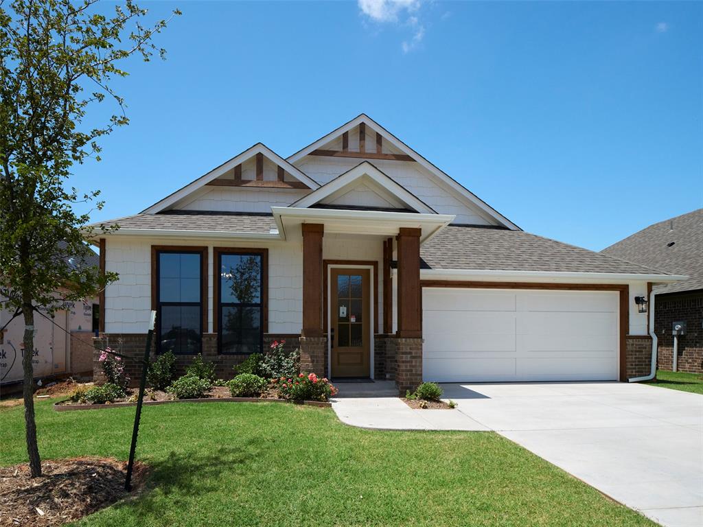 305 Carat Drive Property Photo 3