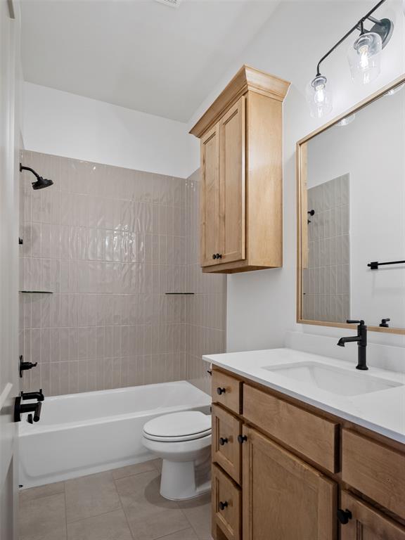 305 Carat Drive Property Photo 12