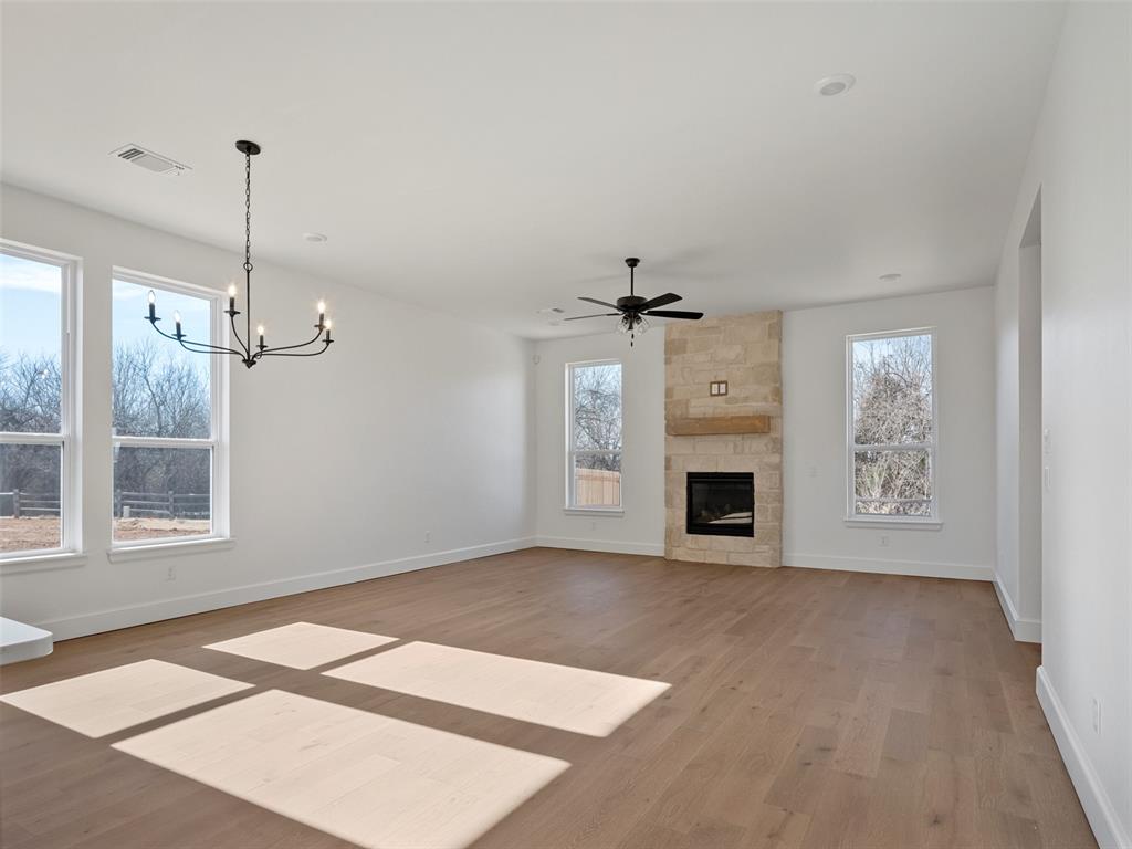 305 Carat Drive Property Photo 13