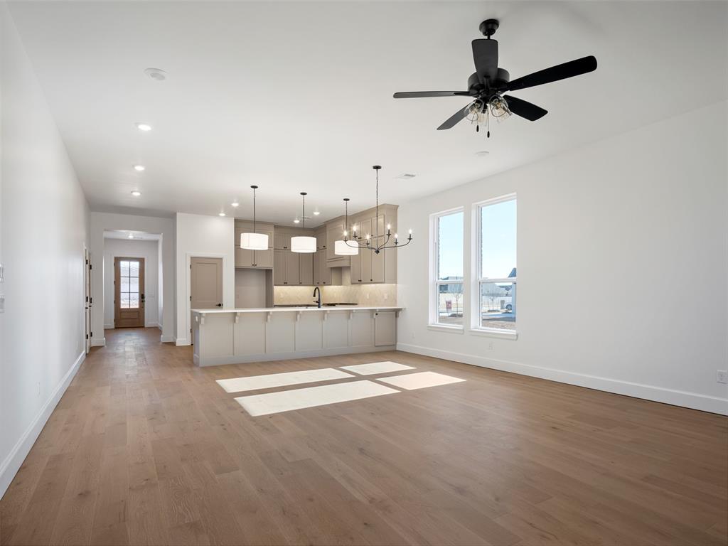 305 Carat Drive Property Photo 16