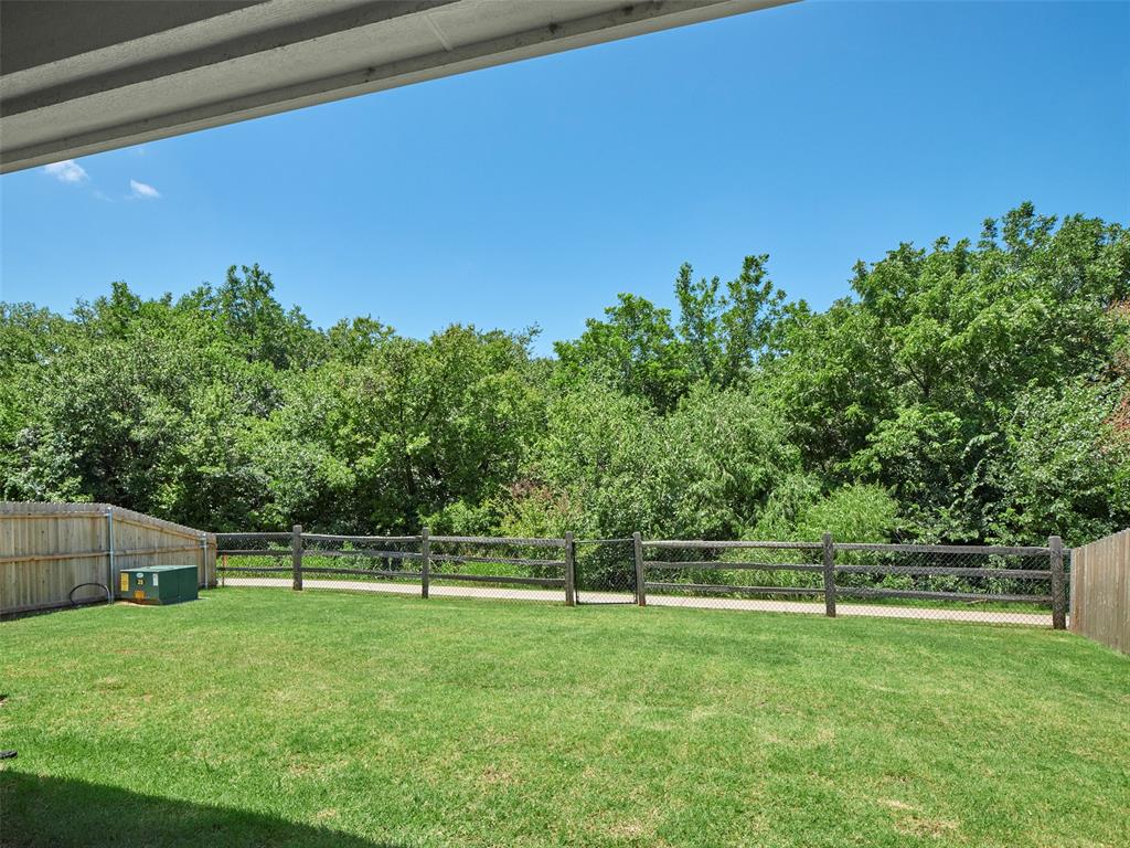 305 Carat Drive Property Photo 27