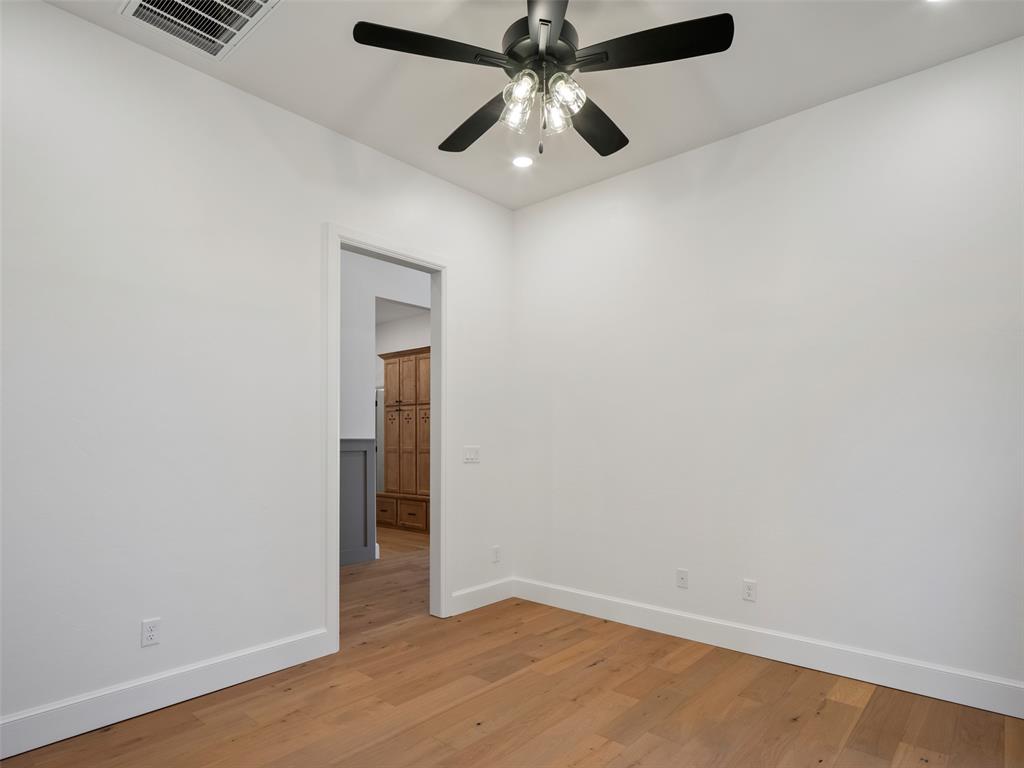 9225 Sw 90th Street Property Photo 8