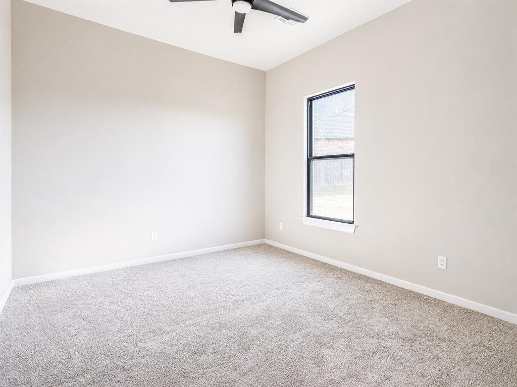 1050 Colonial Avenue Property Photo 27