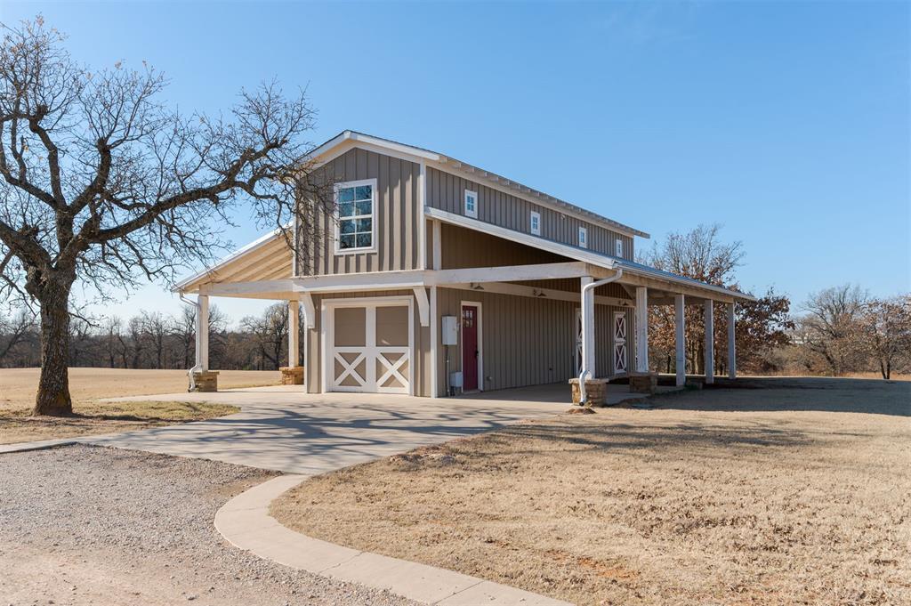 9438 Creek View Property Photo 2