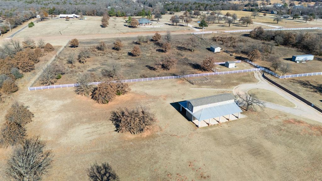 9438 Creek View Property Photo 4