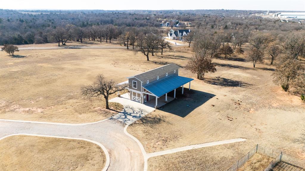 9438 Creek View Property Photo 43