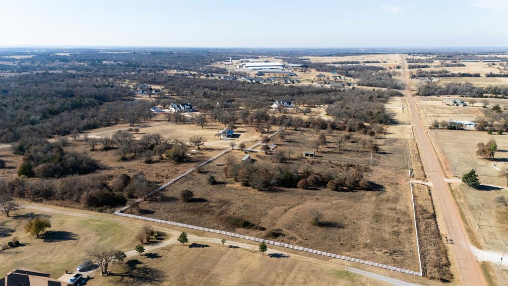 9438 Creek View Property Photo 44