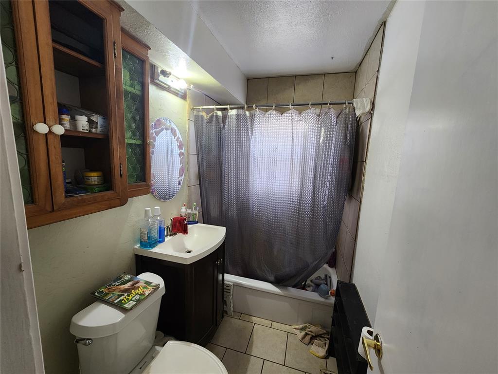 1209 Sw 48th Street Property Photo 6
