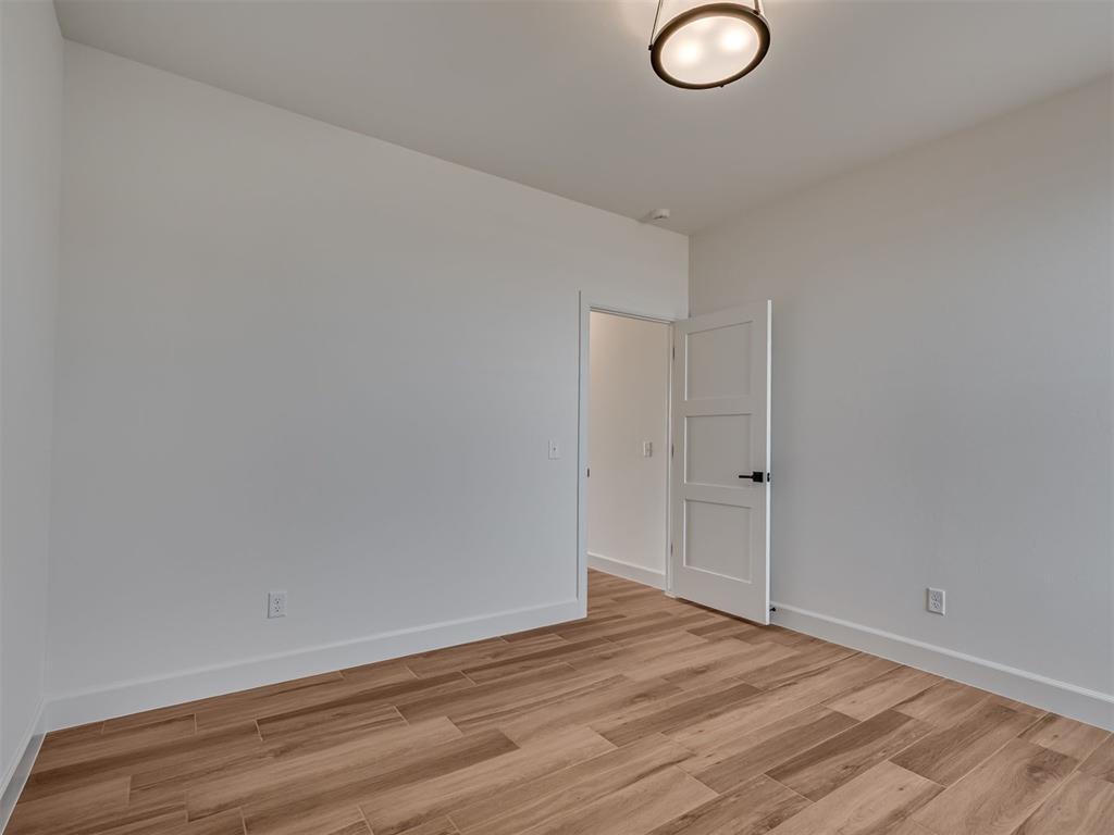 6908 Nw 150th Terrace Property Photo 33