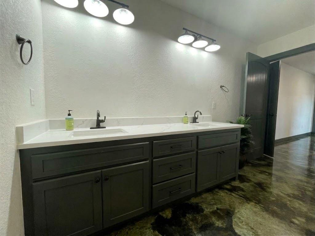 670 Pine Meadow Lane Property Photo 12