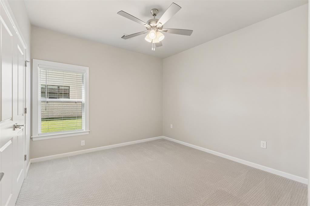 418 Venetian Avenue Property Photo 28