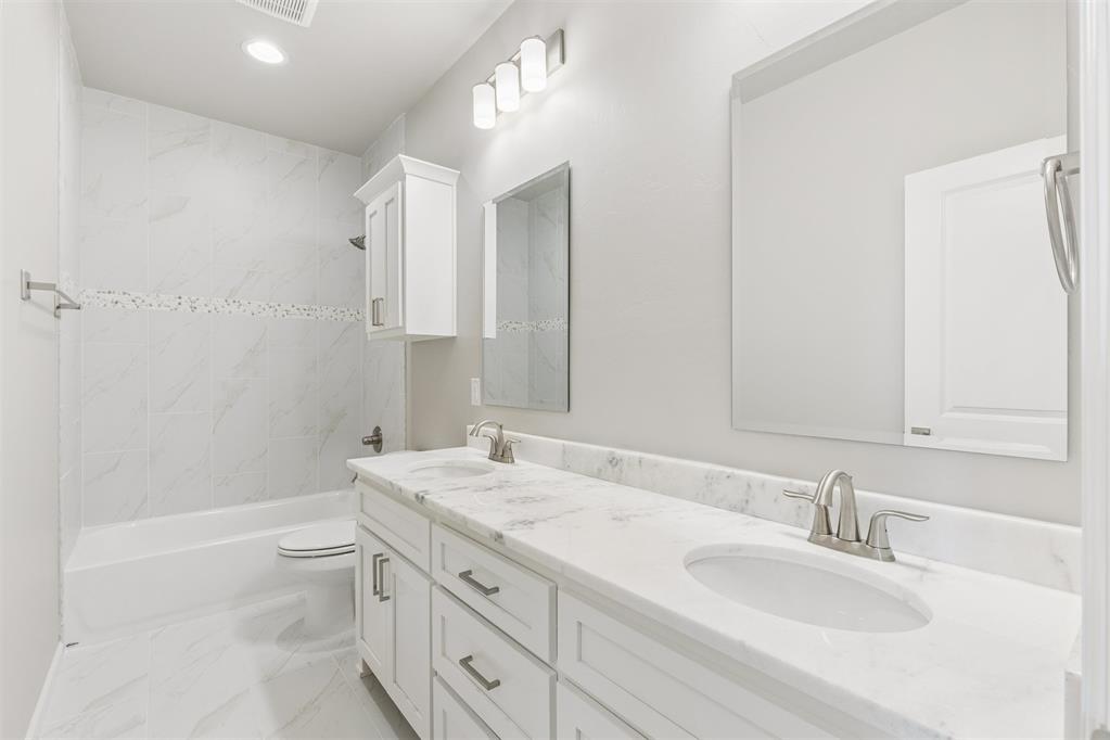 418 Venetian Avenue Property Photo 30