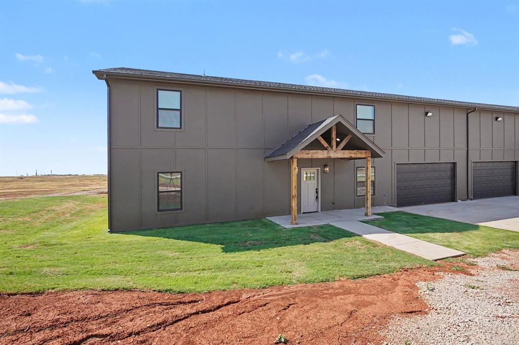 26218 N 2960 Road Property Photo 1