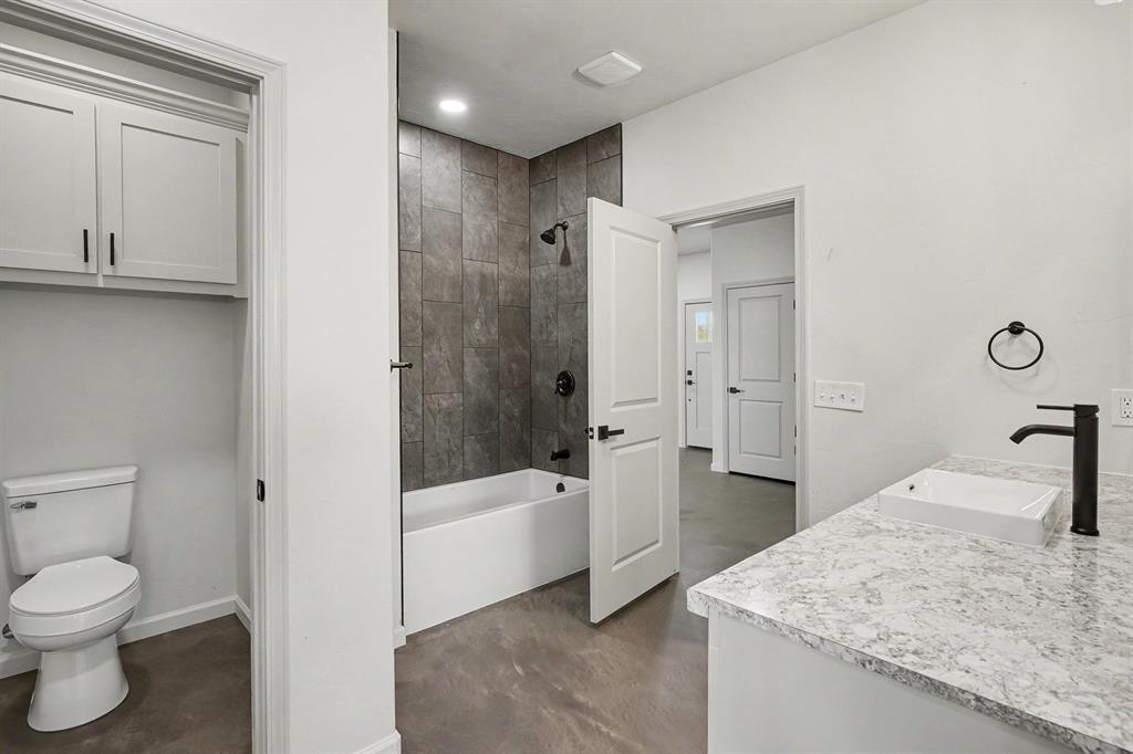 26218 N 2960 Road Property Photo 9