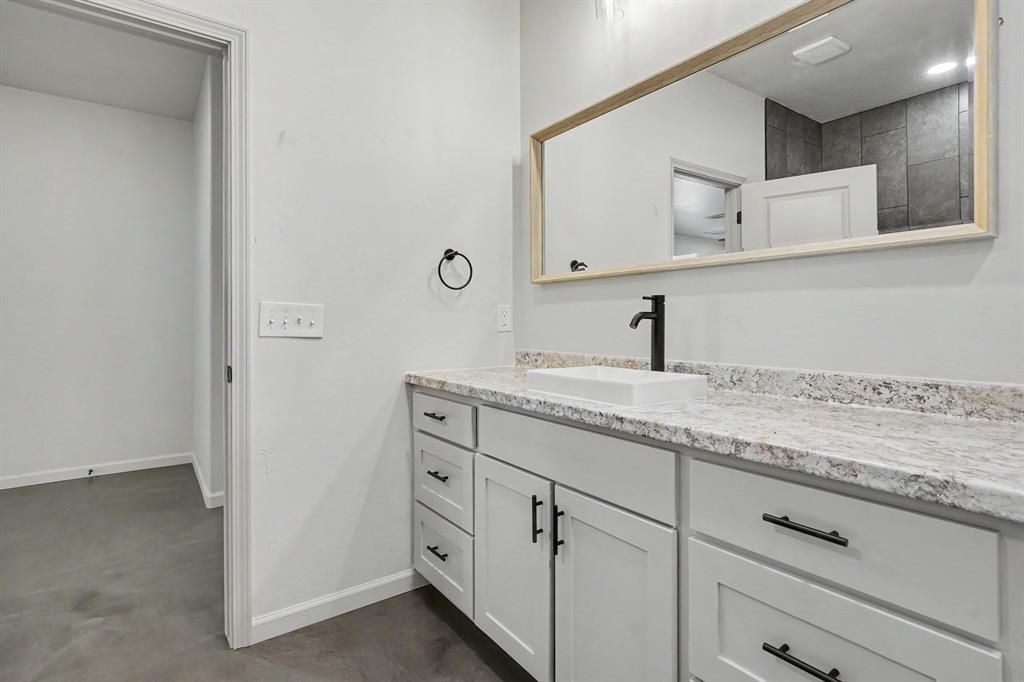 26218 N 2960 Road Property Photo 18