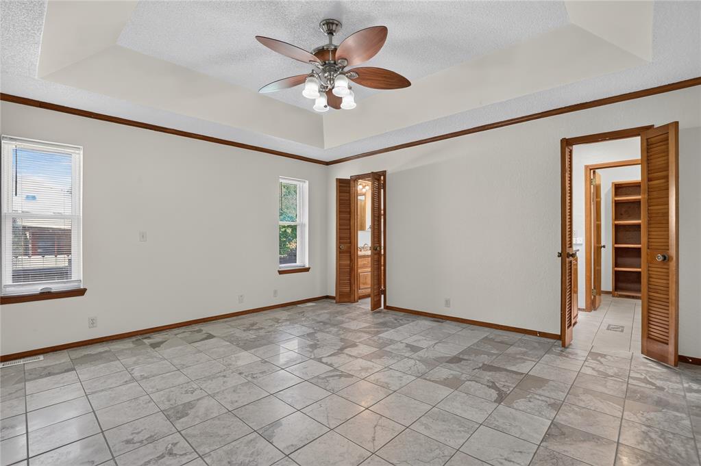 908 Carfax Road Property Photo 19