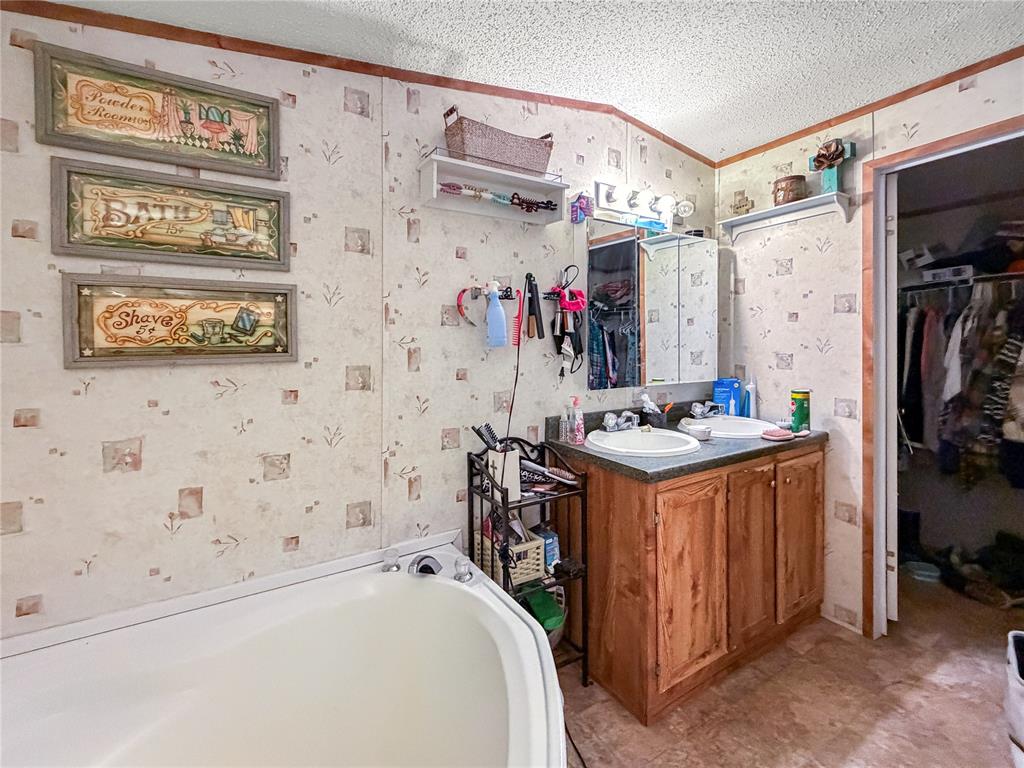 15195 N Ranch Road Property Photo 8