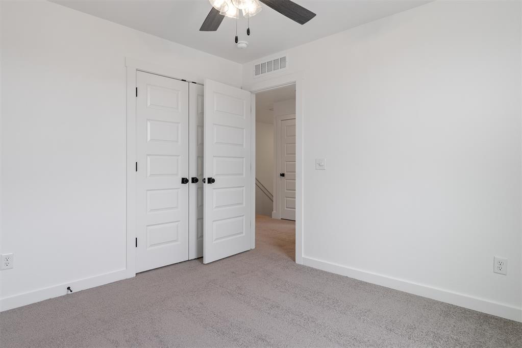 24237 Western Avenue Property Photo 25