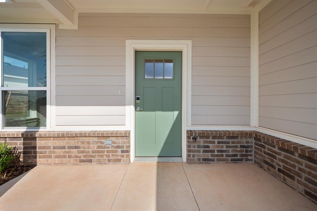 18020 Anthem Boulevard Property Photo 4