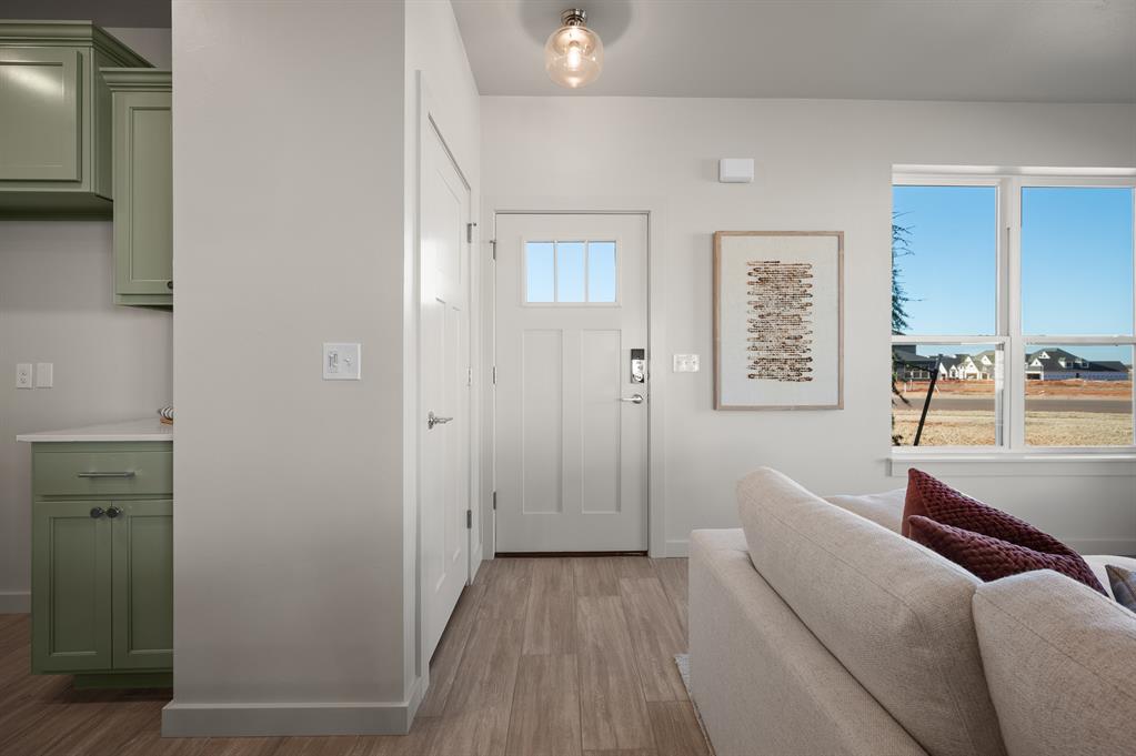 18020 Anthem Boulevard Property Photo 5