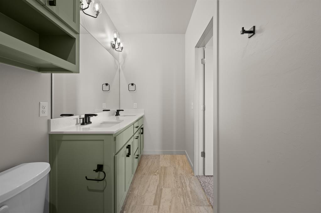 18020 Anthem Boulevard Property Photo 32