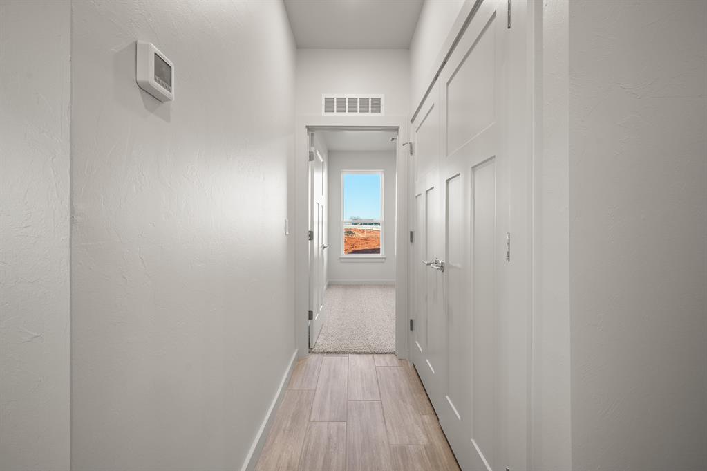 18020 Anthem Boulevard Property Photo 38