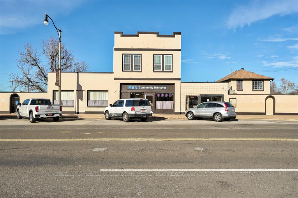 2205 Exchange Avenue Property Photo 1