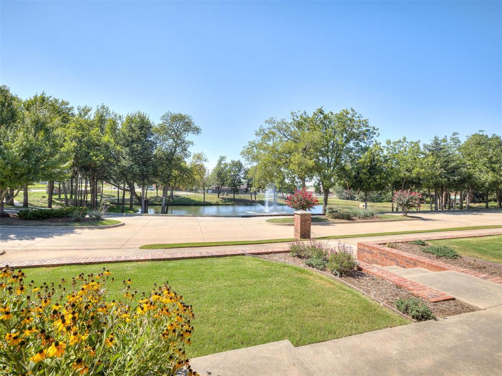 905 Stone Creek Boulevard Property Photo 3