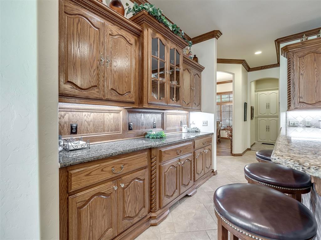 905 Stone Creek Boulevard Property Photo 11