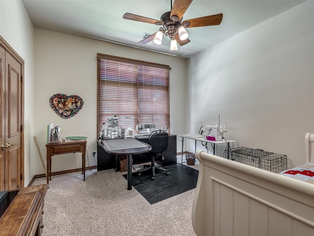 905 Stone Creek Boulevard Property Photo 31