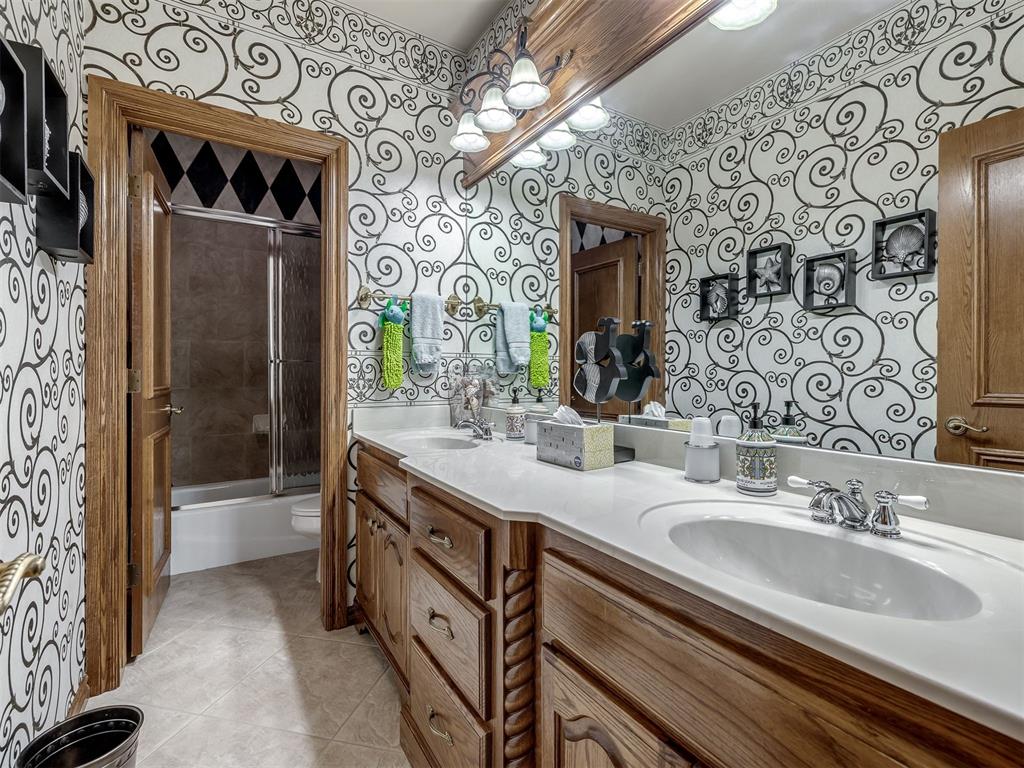 905 Stone Creek Boulevard Property Photo 33