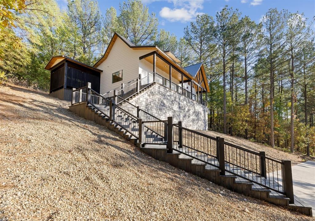 128 Sharp Holly Trail Property Photo 5